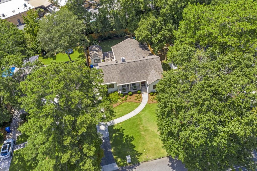 225 Midvale Drive NE