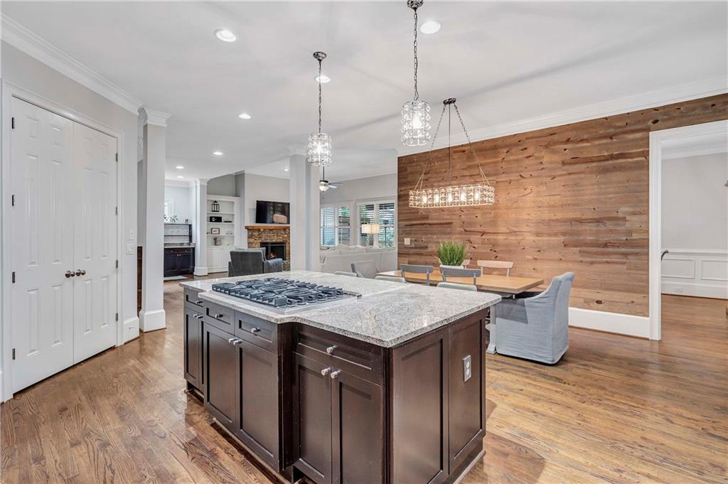 21 Cliftwood Drive NE