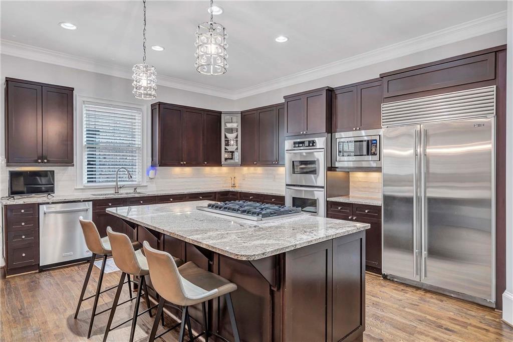 21 Cliftwood Drive NE