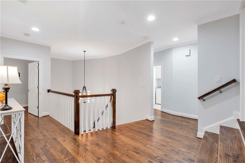 21 Cliftwood Drive NE
