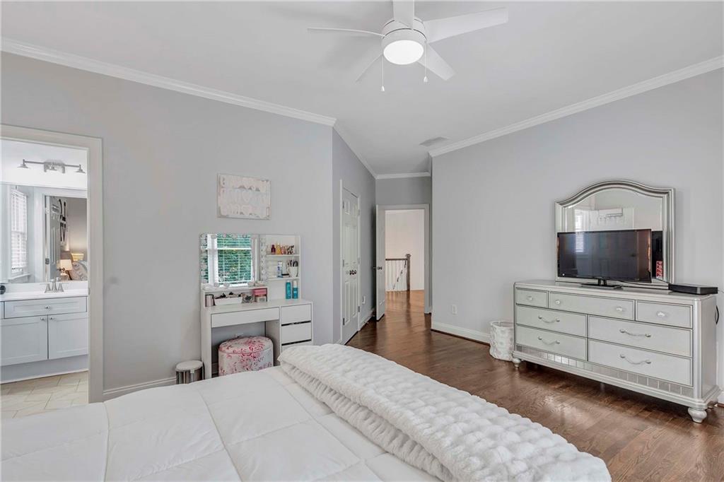 21 Cliftwood Drive NE