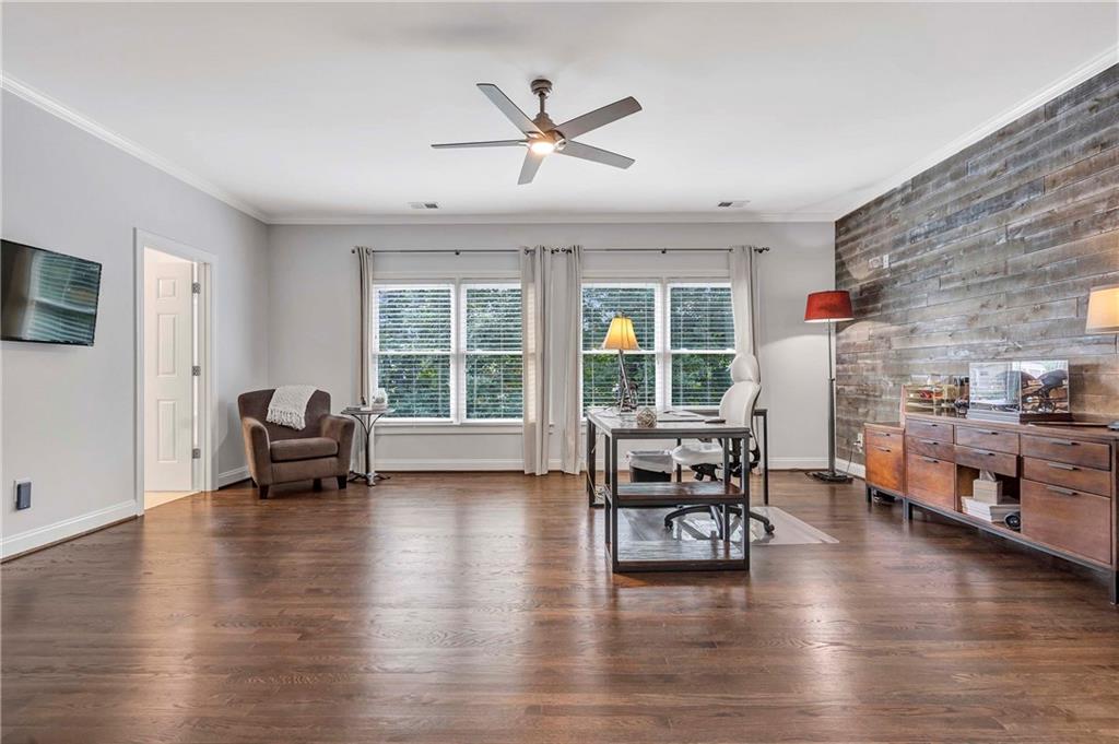 21 Cliftwood Drive NE