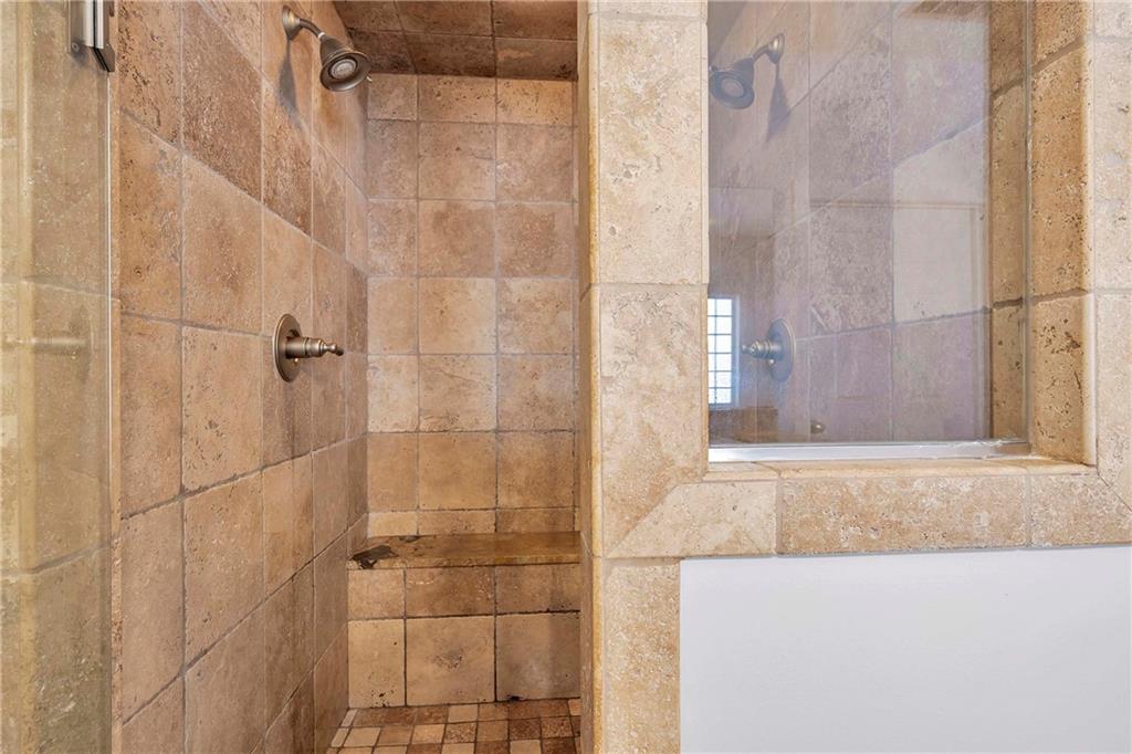 21 Cliftwood Drive NE