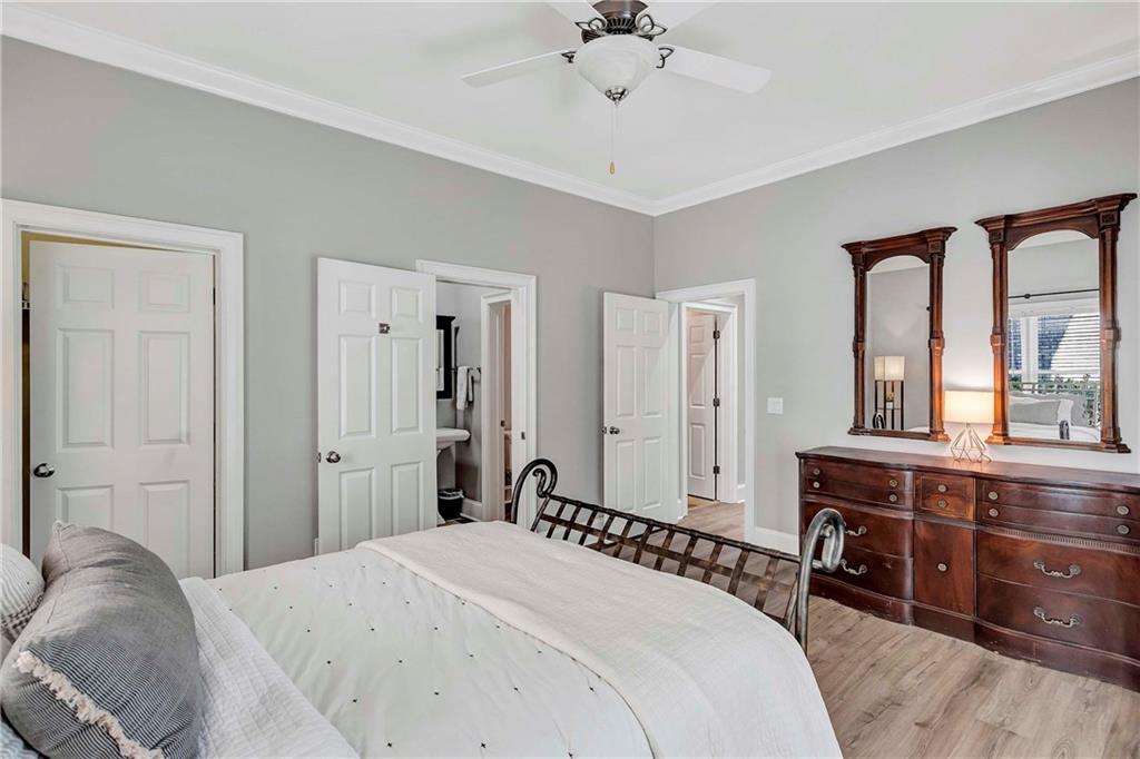 21 Cliftwood Drive NE