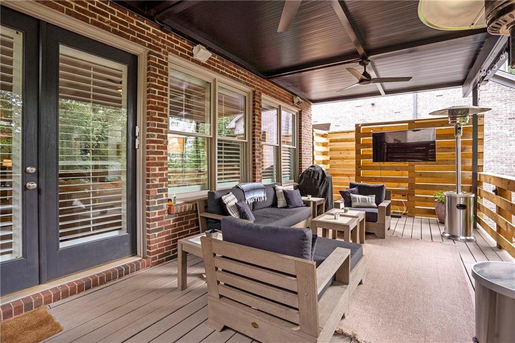 21 Cliftwood Drive NE