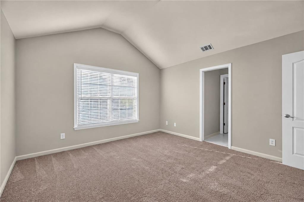 2035 Manor View