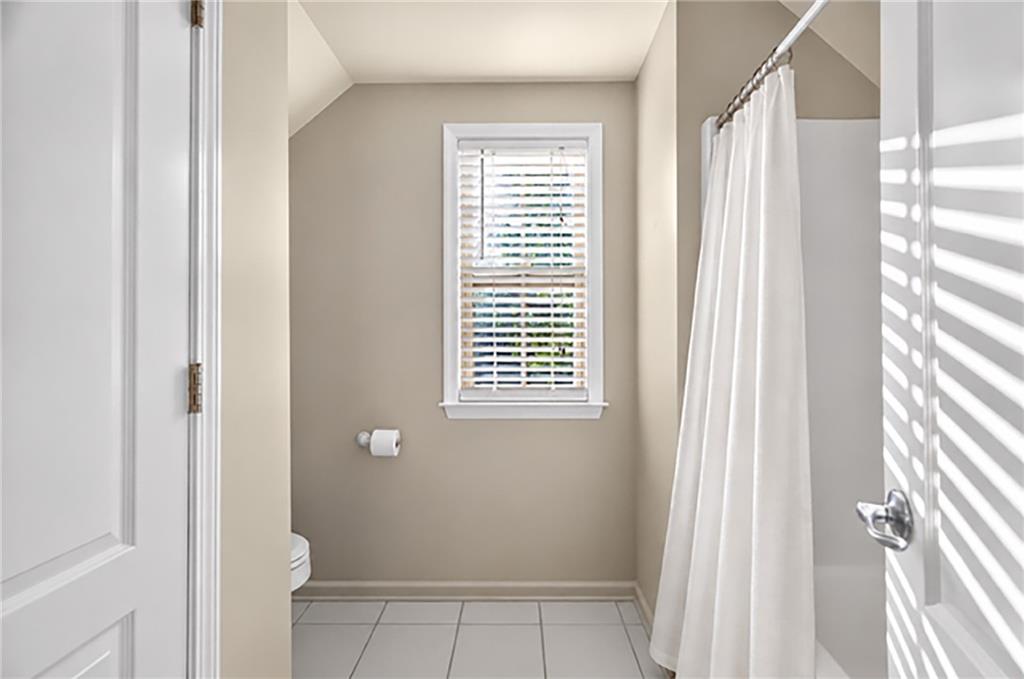 2035 Manor View