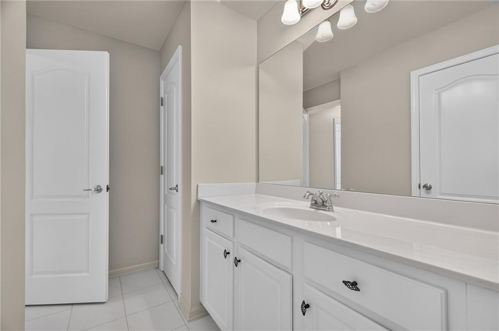 2035 Manor View
