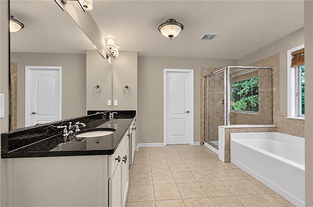 2035 Manor View