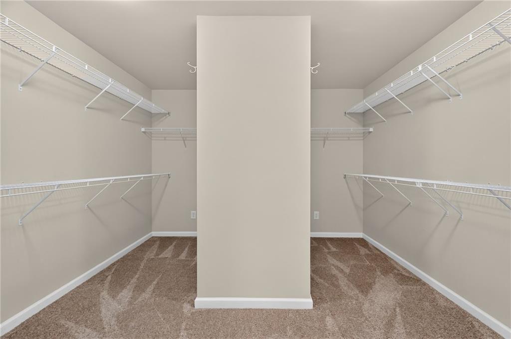 2035 Manor View