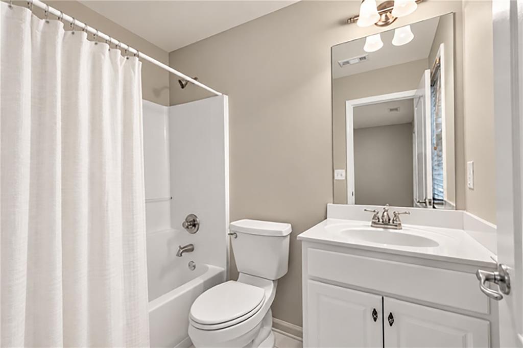 2035 Manor View