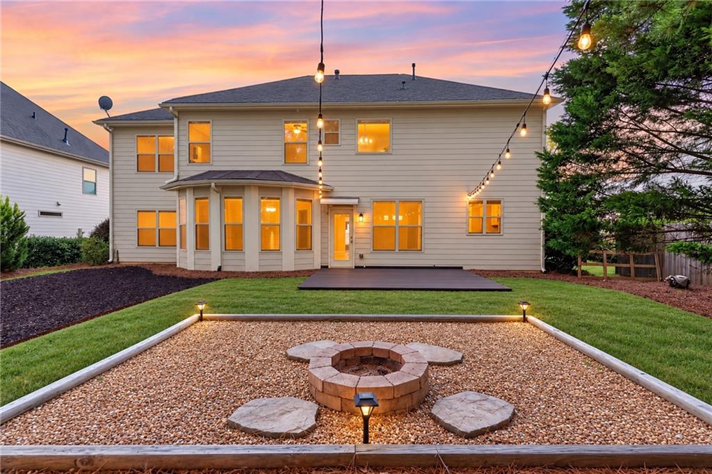 2035 Manor View