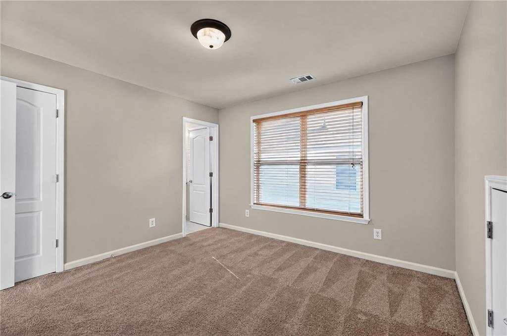 2035 Manor View