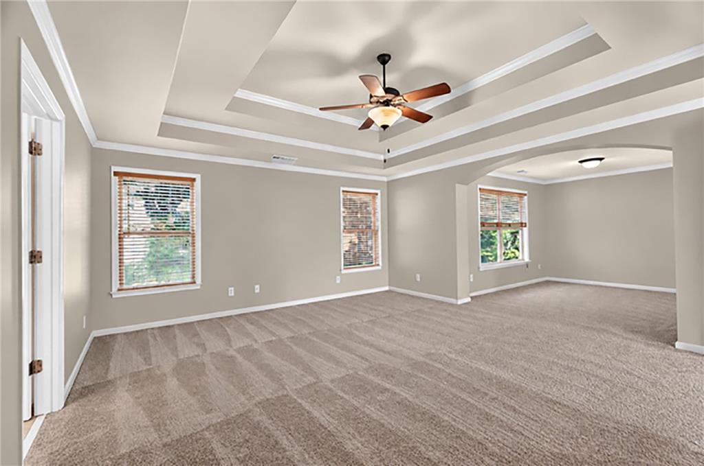 2035 Manor View