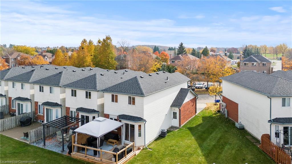7-10 Stonecairn Drive Unit: 7