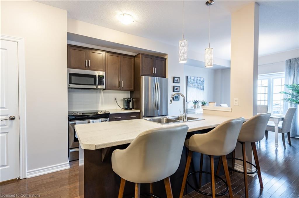24-215 Dundas Street East Street Unit: 24