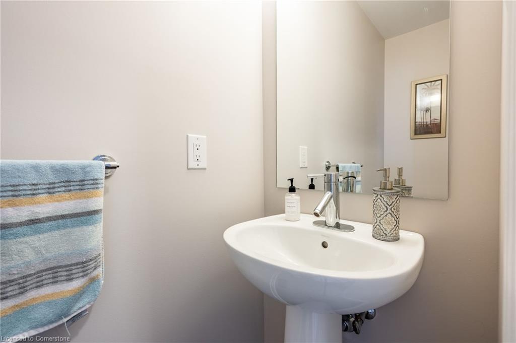 24-215 Dundas Street East Street Unit: 24