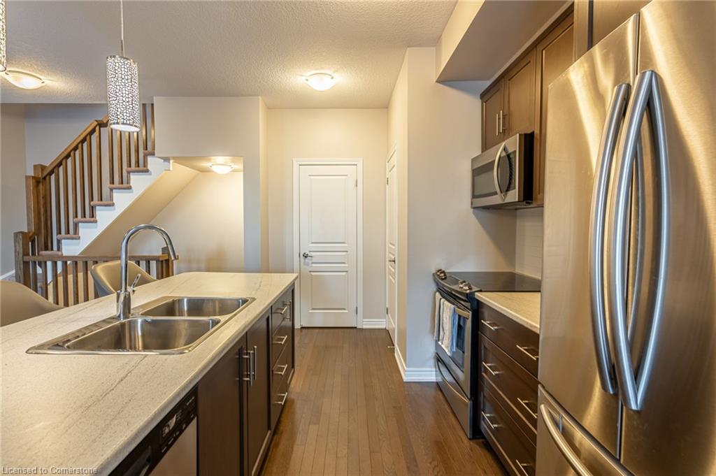 24-215 Dundas Street East Street Unit: 24