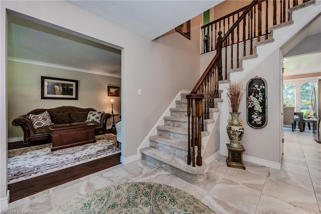 12 Jo Anne Crescent