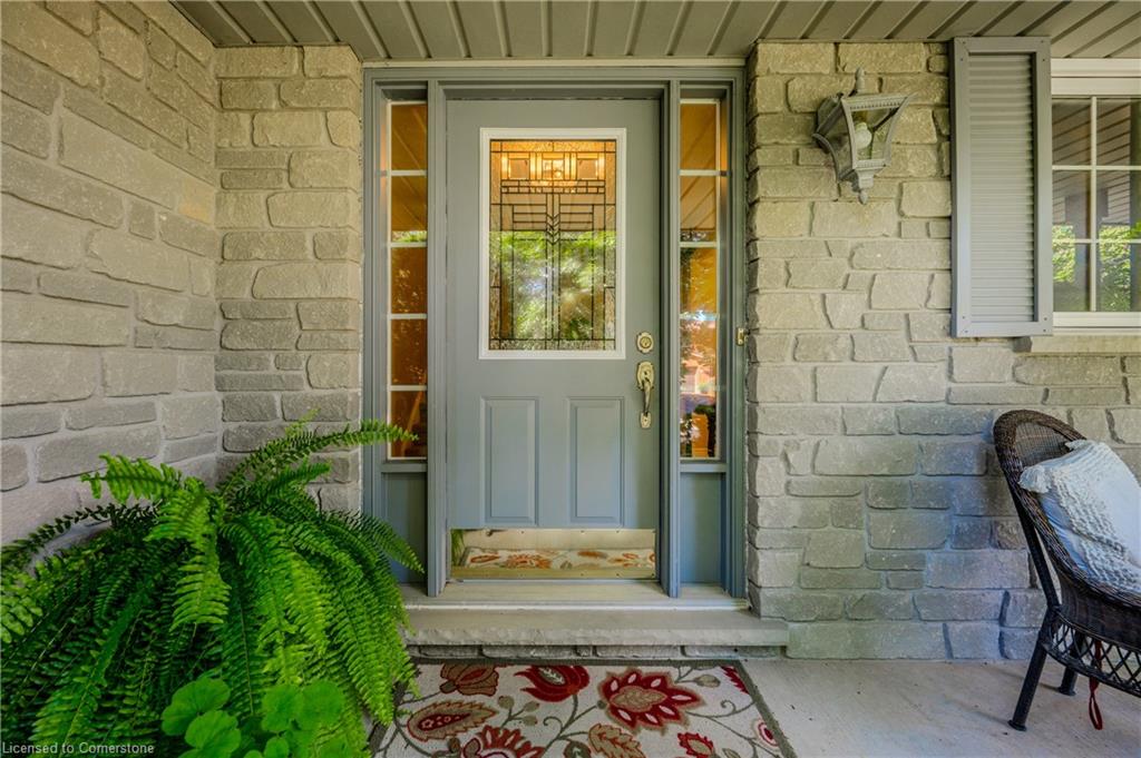 12 Jo Anne Crescent