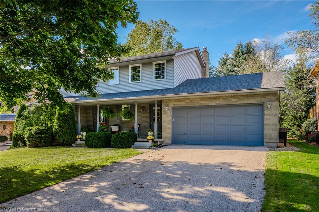 12 Jo Anne Crescent