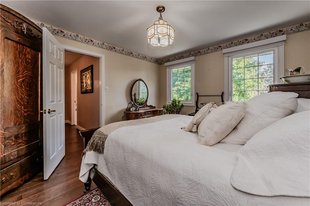 12 Jo Anne Crescent