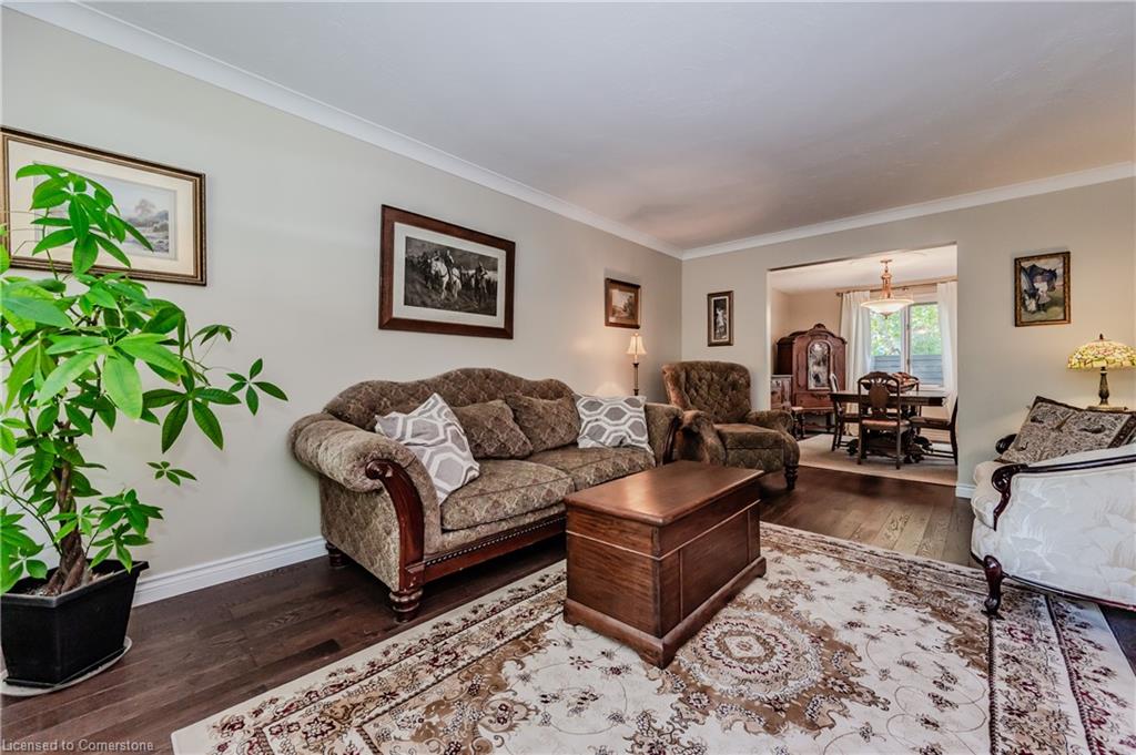 12 Jo Anne Crescent