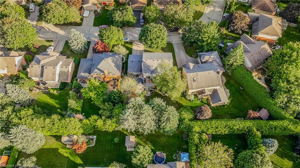 12 Jo Anne Crescent