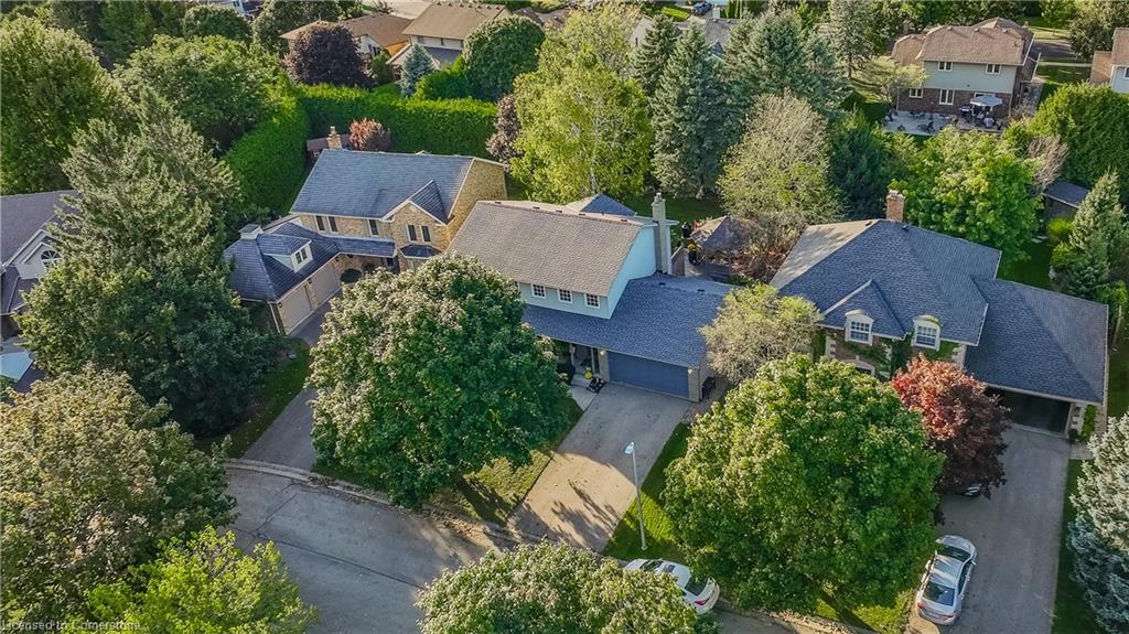 12 Jo Anne Crescent