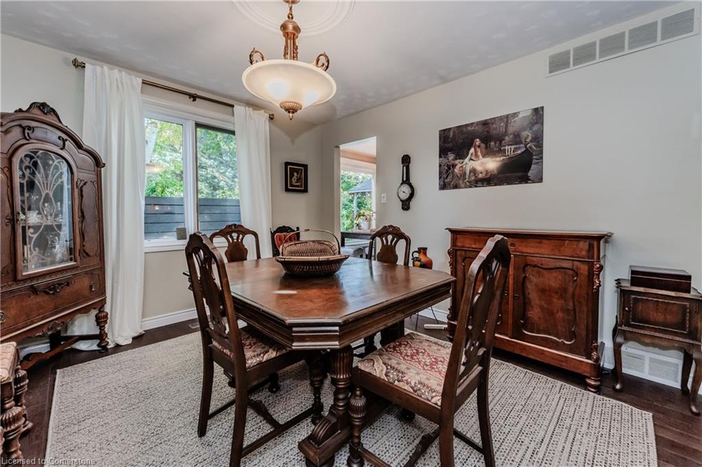 12 Jo Anne Crescent