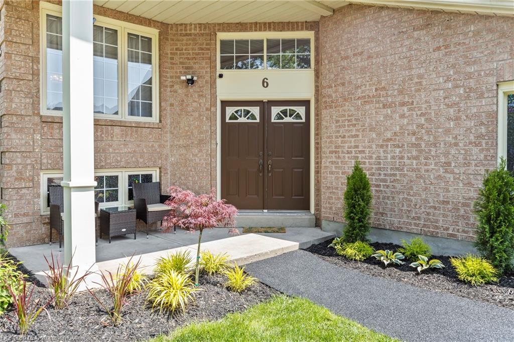 6 Madison Court E