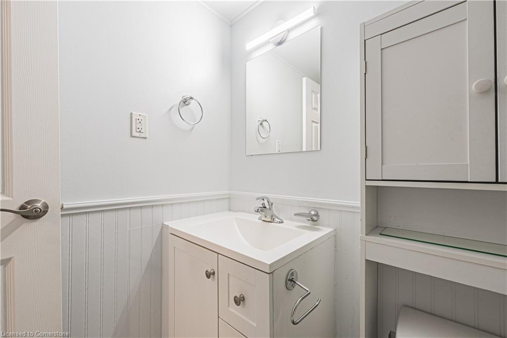 1410-975 Warwick Court Unit: 1410