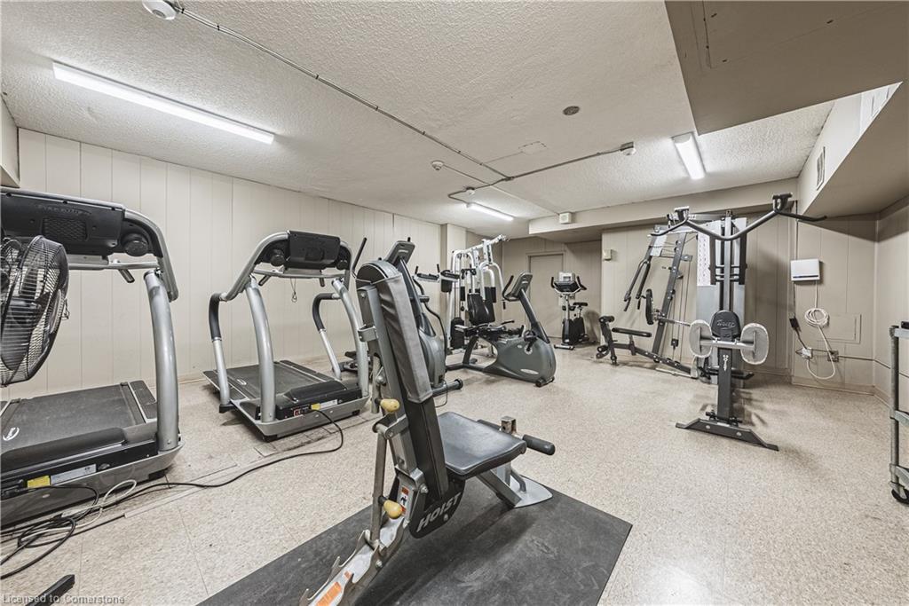 1410-975 Warwick Court Unit: 1410