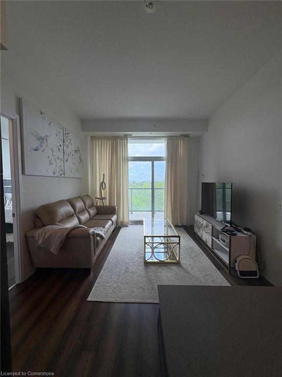810-7711 Green Gate Unit: 810