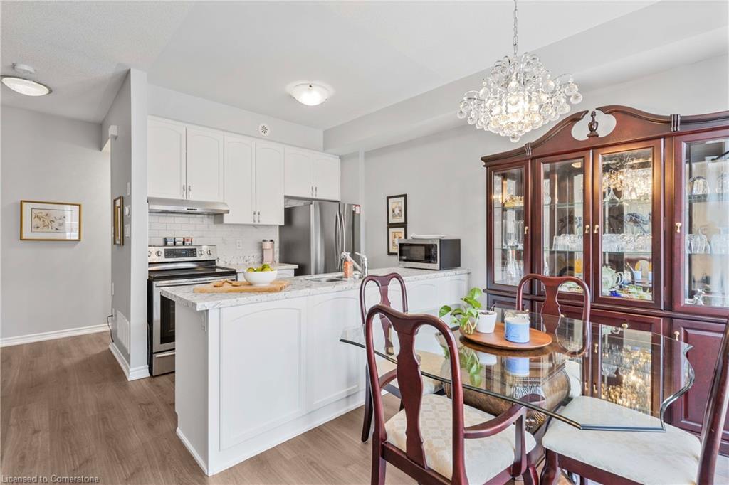 43-2435 Greenwich Drive Unit: 43