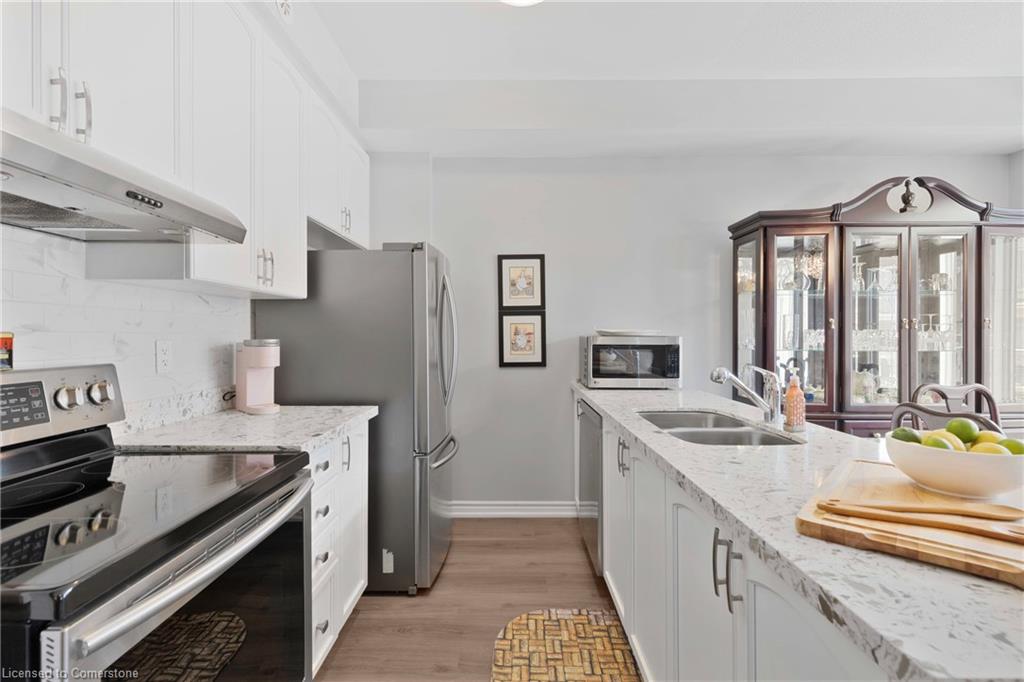 43-2435 Greenwich Drive Unit: 43