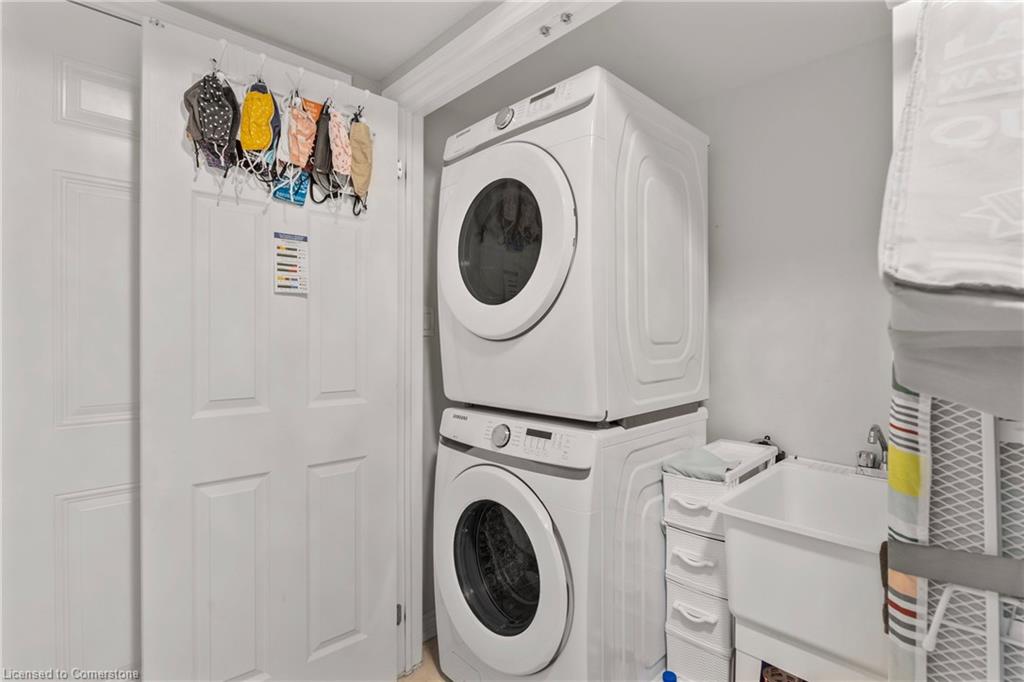 43-2435 Greenwich Drive Unit: 43