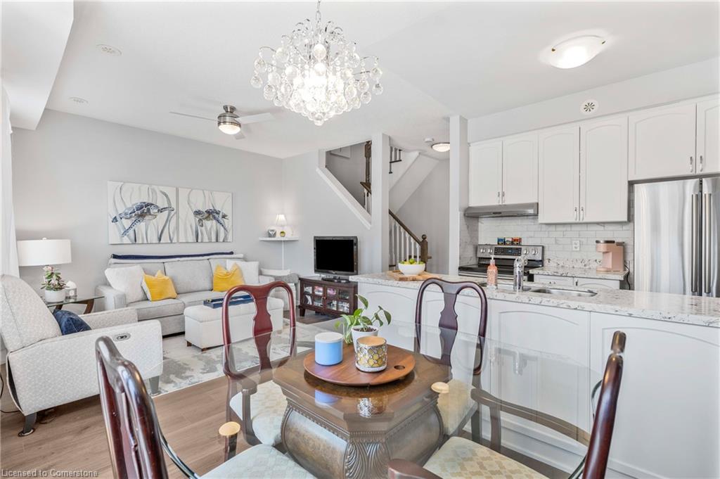 43-2435 Greenwich Drive Unit: 43