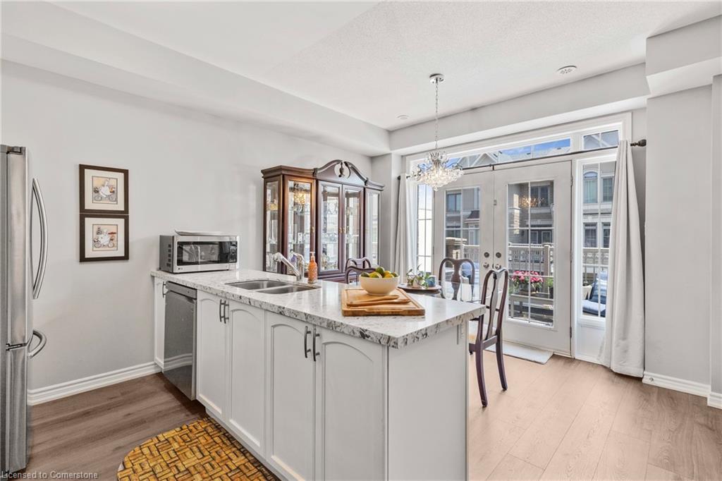 43-2435 Greenwich Drive Unit: 43