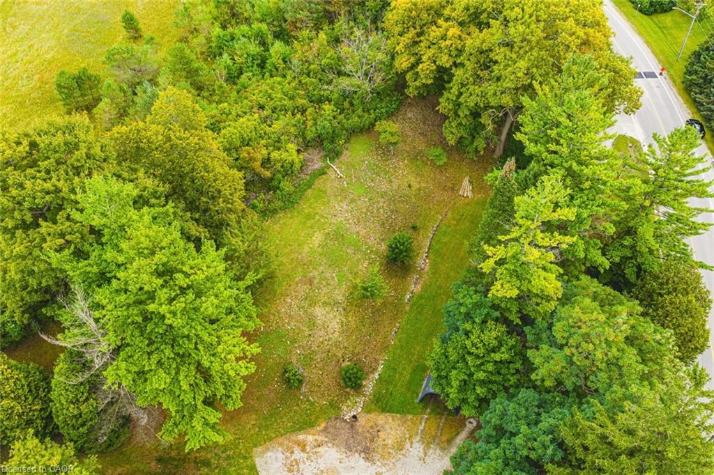 327 Campbell Avenue E