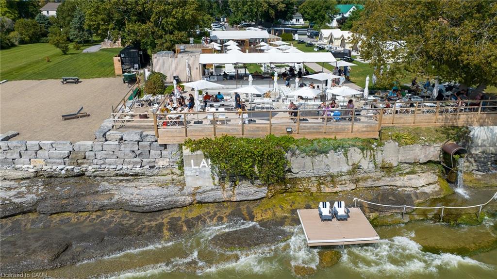 349 Wellington Main Street