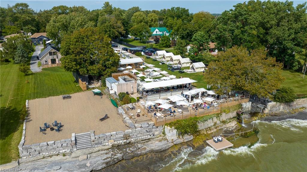 349 Wellington Main Street