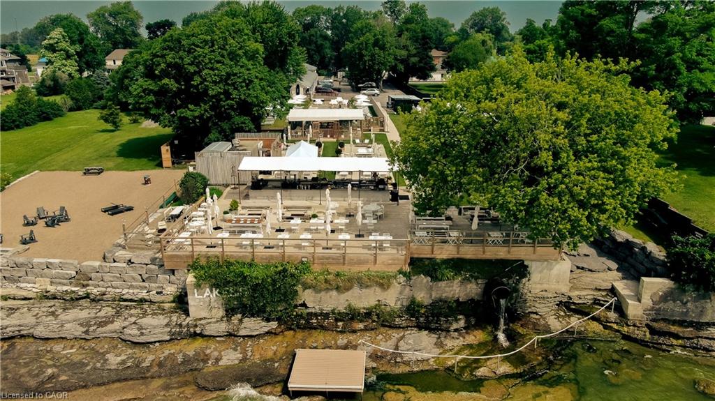 349 Wellington Main Street