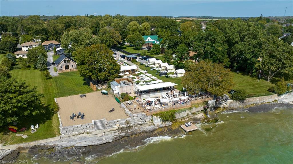 349 Wellington Main Street