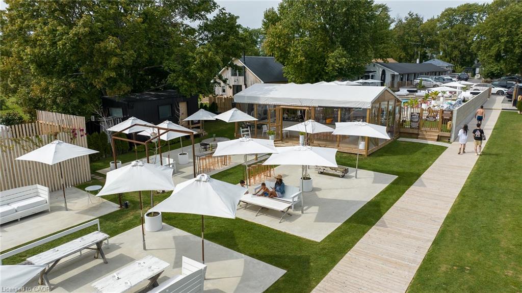 349 Wellington Main Street