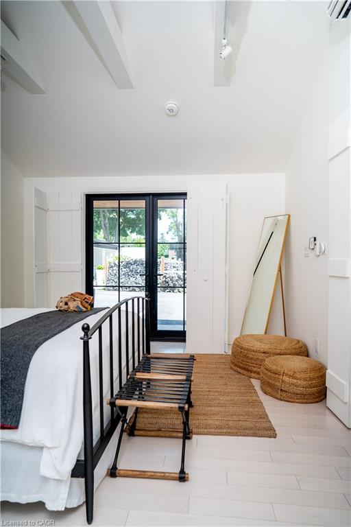 349 Wellington Main Street