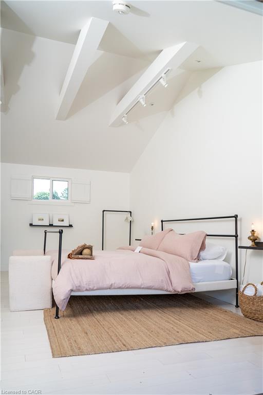 349 Wellington Main Street