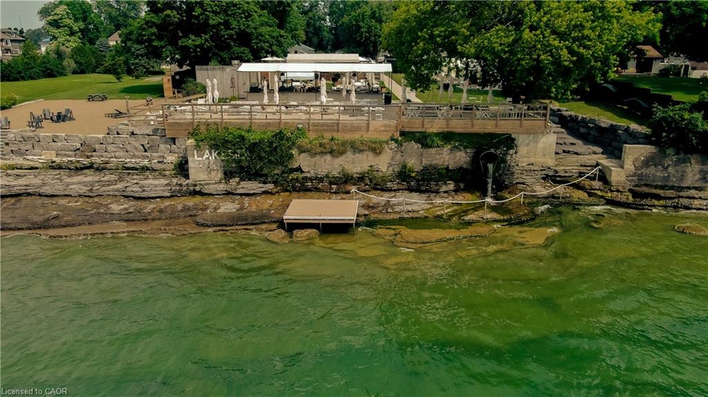 349 Wellington Main Street