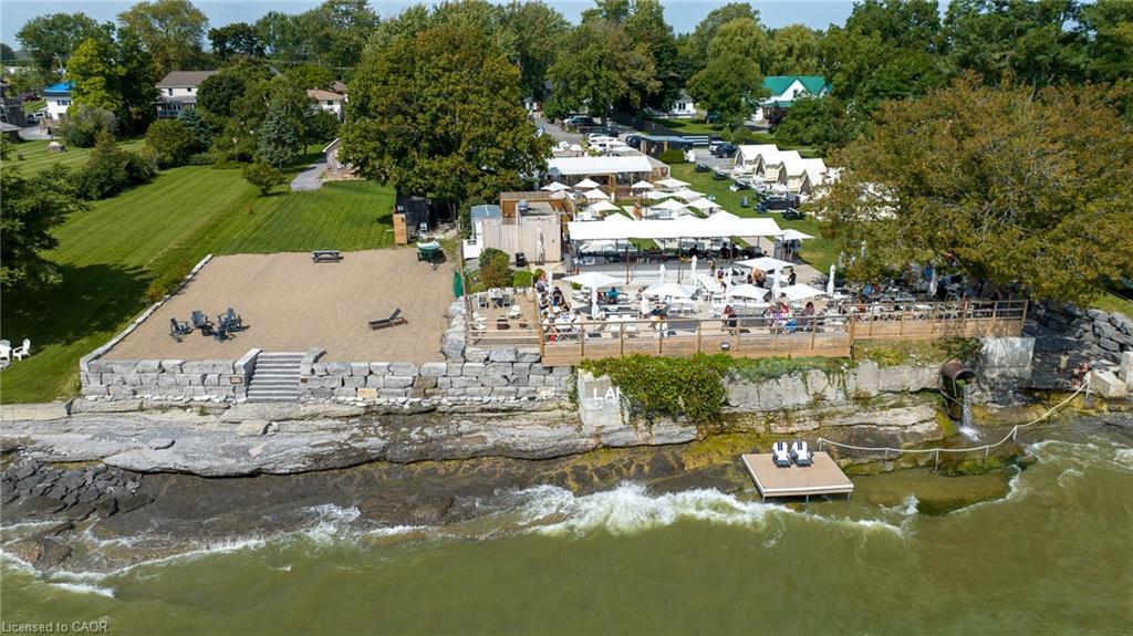 349 Wellington Main Street