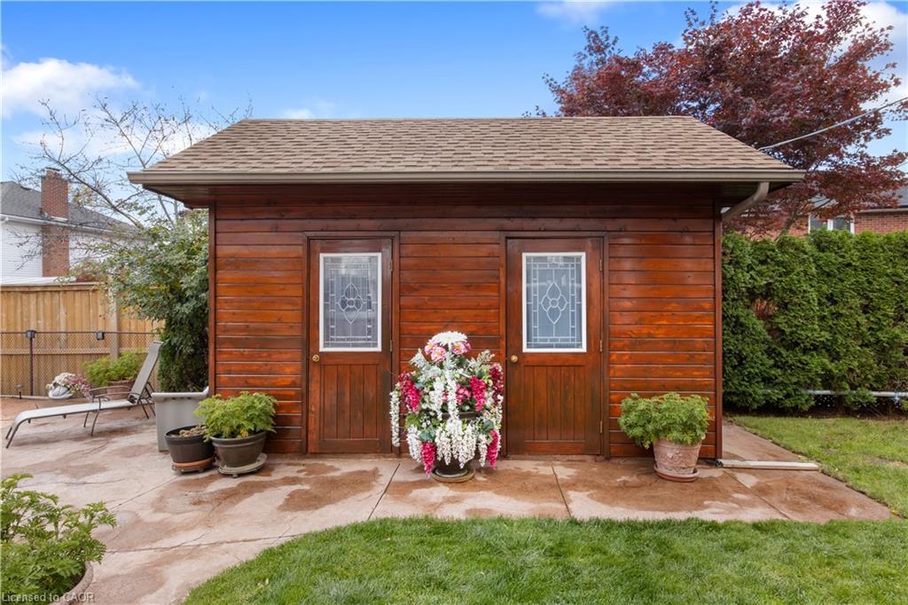 47 Burnt Ember Court